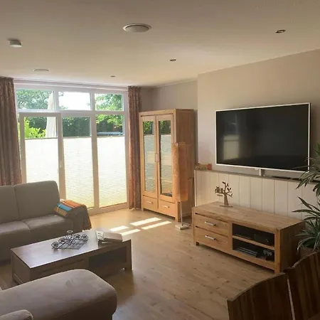 Appartement Im Sueden Der Insel Fehmarn By Interhome
